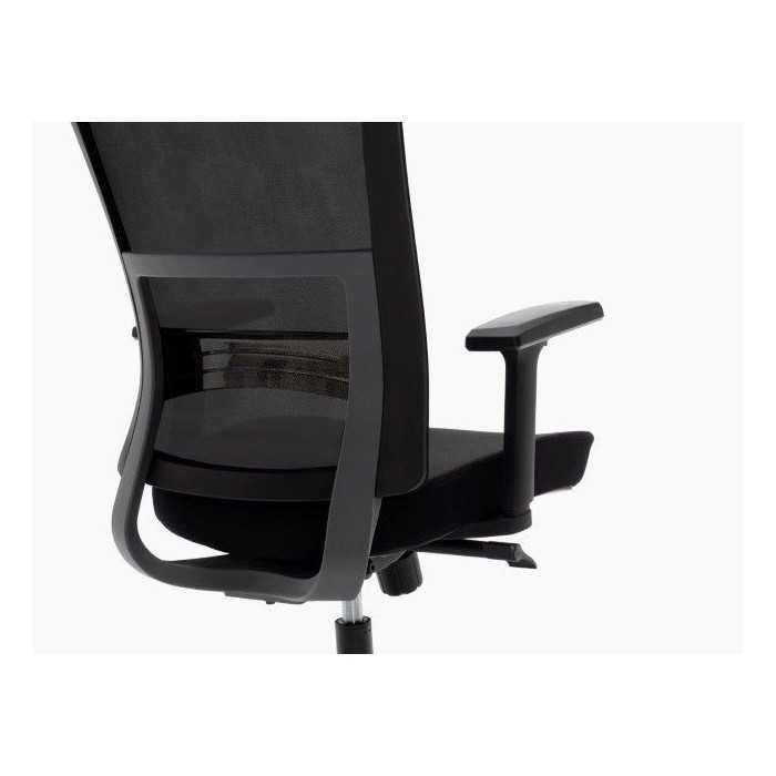 Silla de oficina ergonómica ATLANTA de Euromof, cabecero, brazos 3D, base aluminio pulido