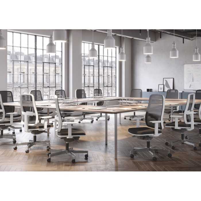 Silla de escritorio ergonómica BLAZE blanca respaldo malla uso 8 horas