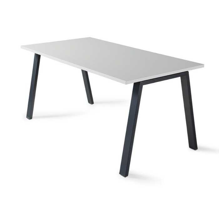 Mesa de oficina ATRIO varios colores y medidas